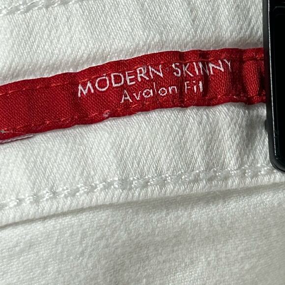 Guess Avalon Fit Modern Skinny Jeans Women's Size 34 Midrise Designer Casual - Picture 6 of 7